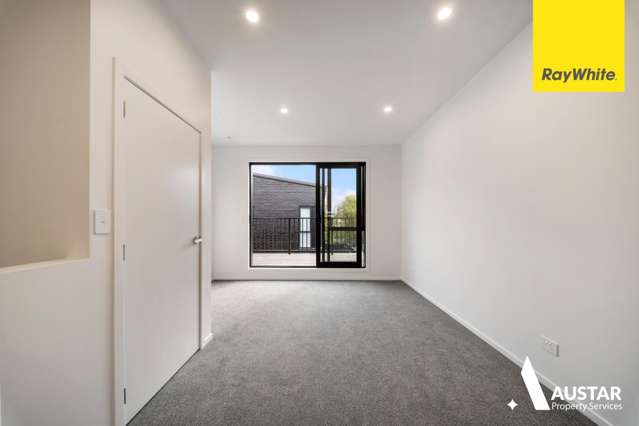  9 Meg Lane Glen Eden_3