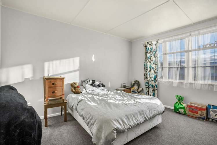 18 Mayo Grove Naenae_10