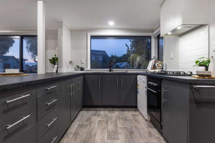 28 Read Street Levin_11