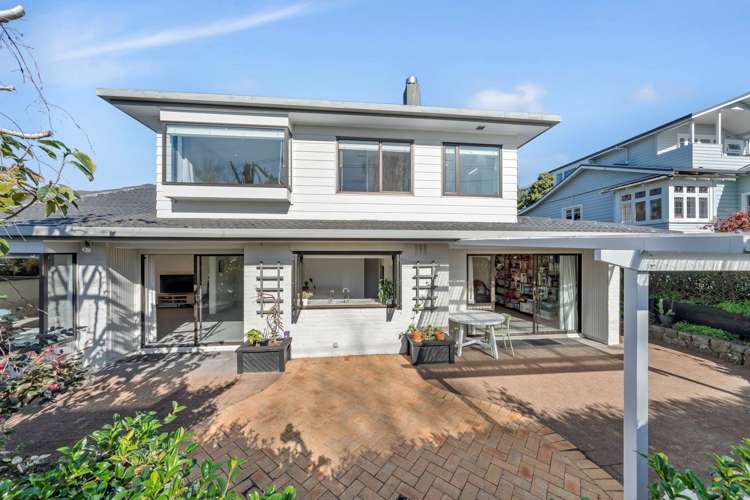 2A Heywood Crescent_0