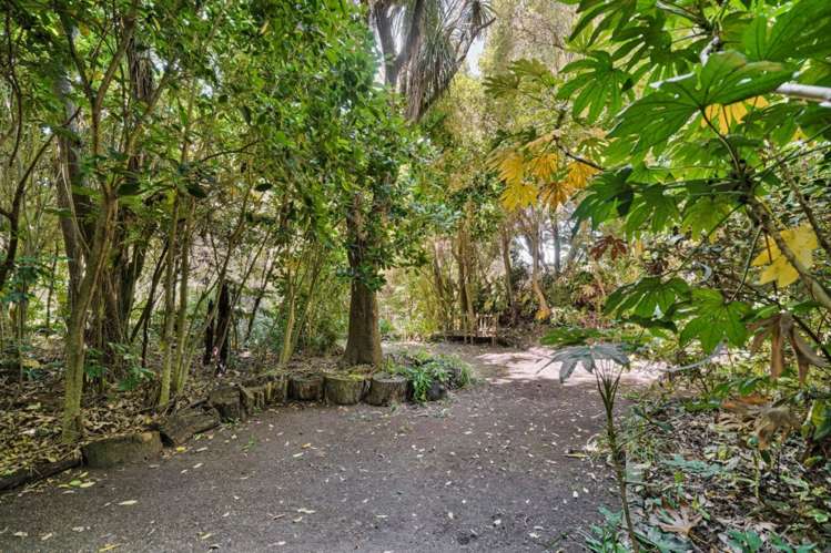 72 Pacific Drive Southbridge_18