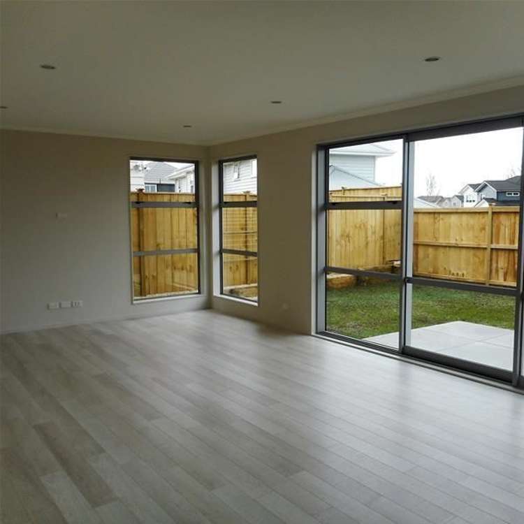 4 Costa Viva Crescent Karaka_5