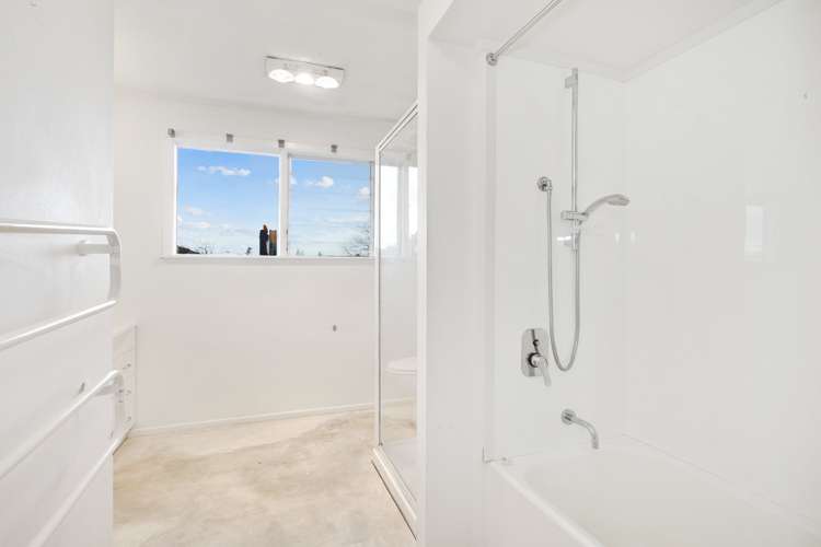 3 Ngatoa Place Glenfield_13