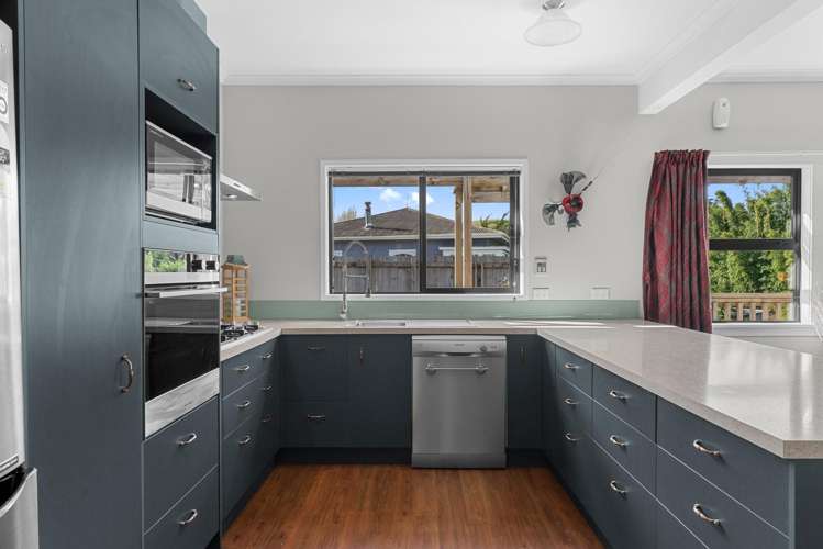 8 Montaine Place Maungaturoto_6