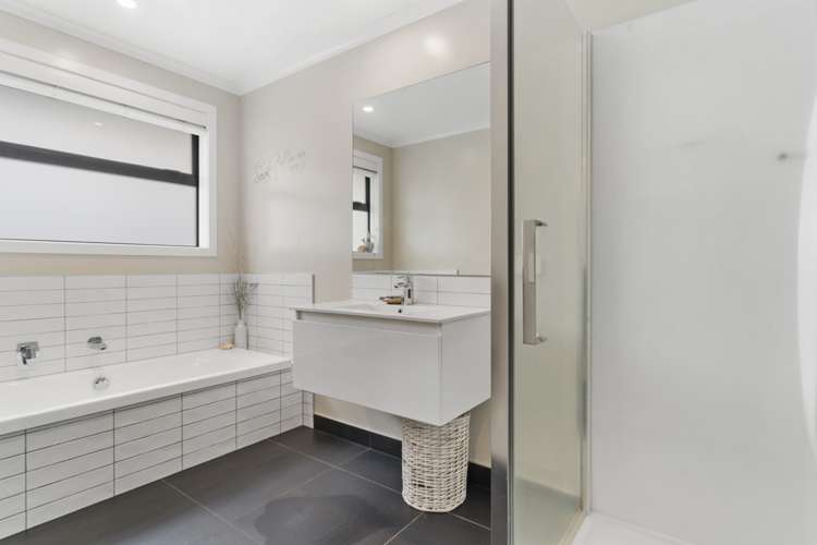 7 Livingstone Drive Papamoa_19