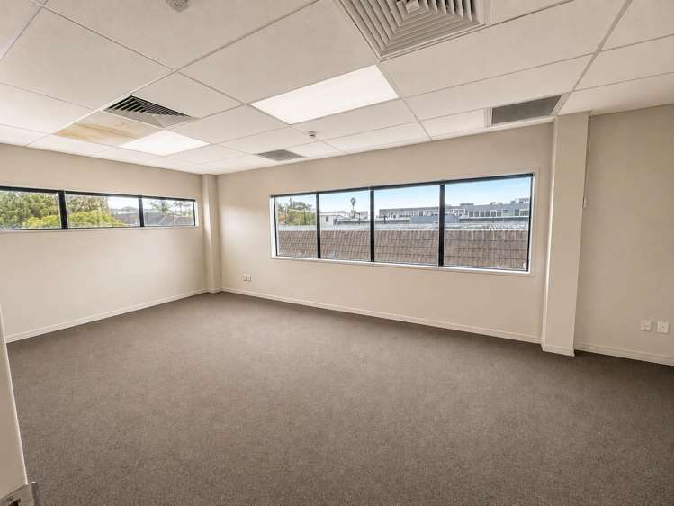 Level 2/17 Anzac Street Takapuna_4