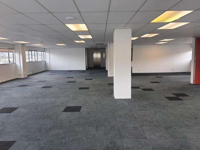 Level 4/39 Webb Street Mount Cook_3