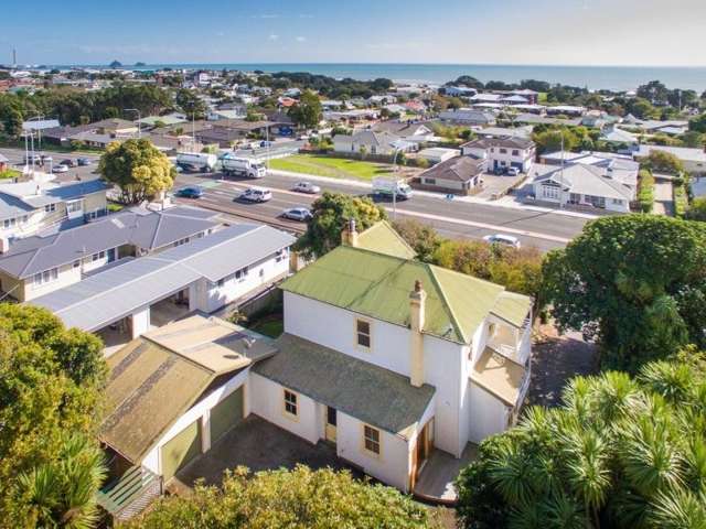 28 Waiwaka Terrace Strandon_1