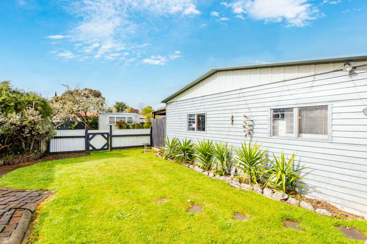 65 Great North Road Waipawa_15