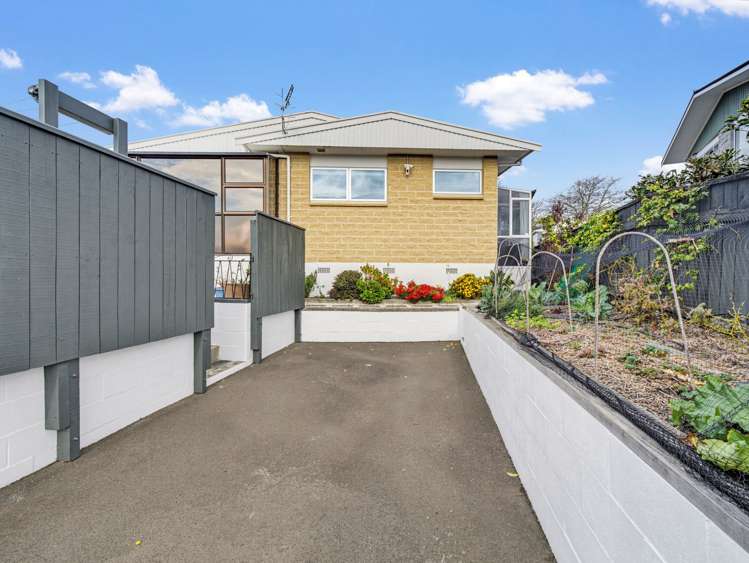 24a Cobham Crescent Stoke_21