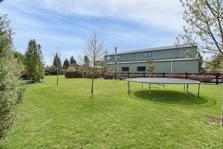 2585 South Eyre Road West Eyreton_22