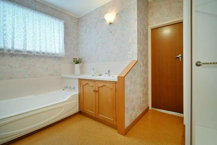 2 Rakau Street Havelock North_17