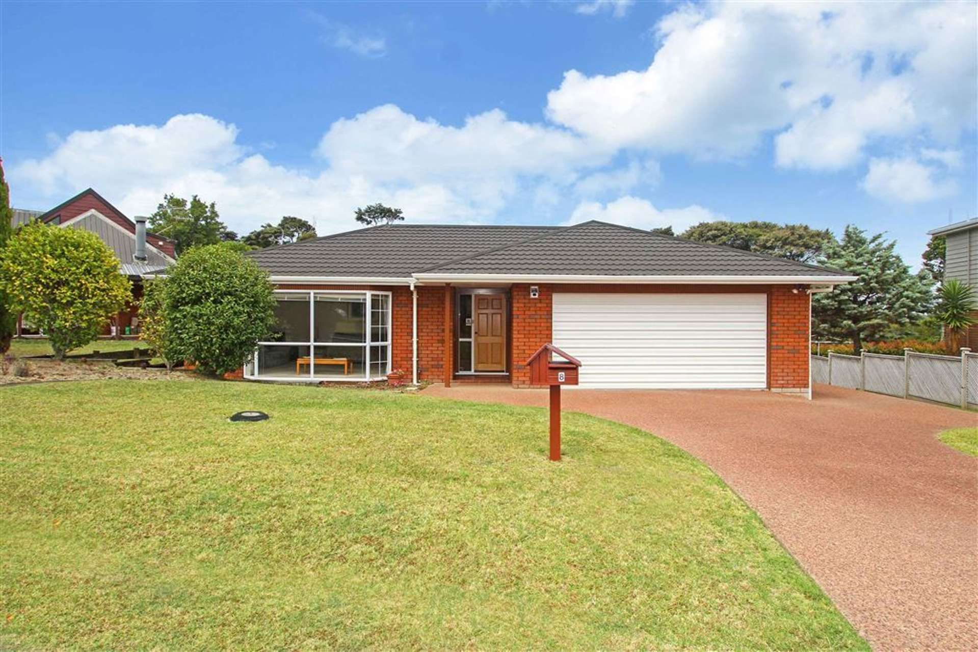 8 Highwood Grove Torbay_0