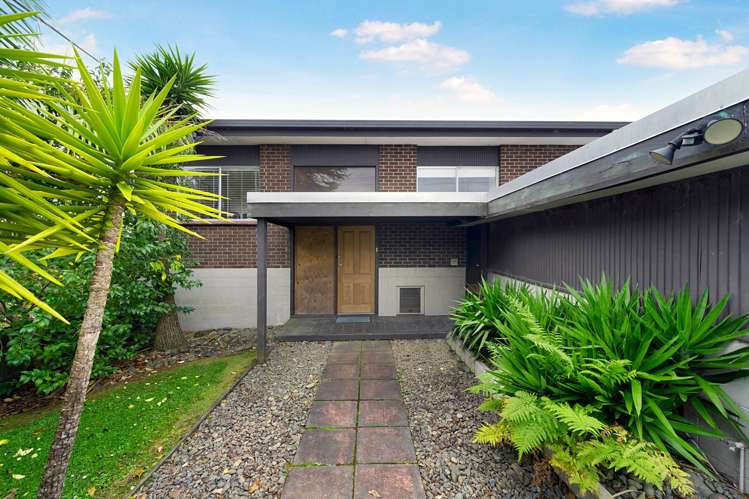 229 Golf Road Titirangi_24