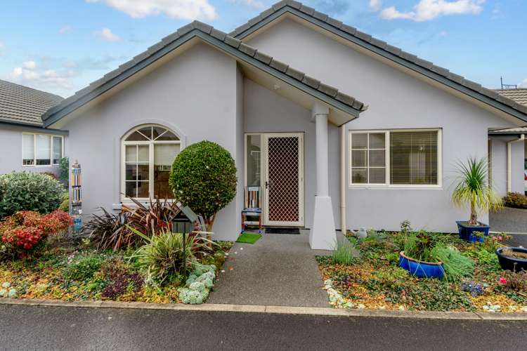 24/16 Rototuna Road Flagstaff_7