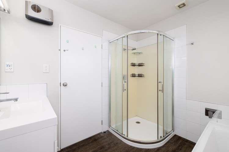 36 Greenhaven Drive Burwood_13