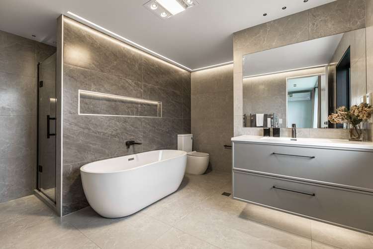 38 Fernhill Way Oteha_14