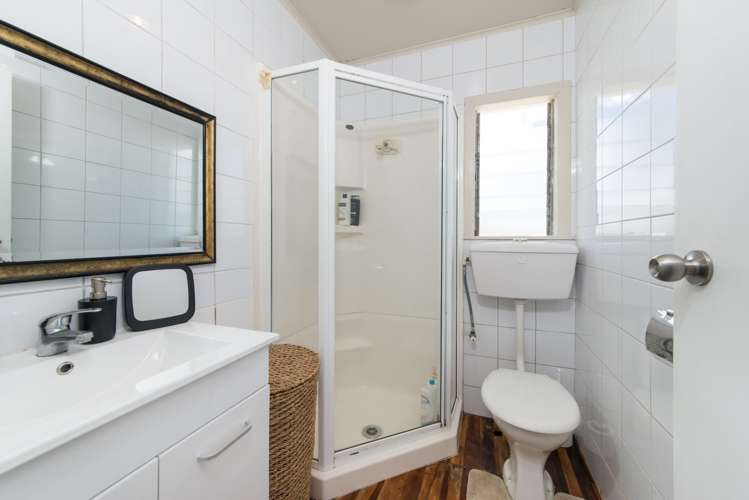 106a Woodglen Road Glen Eden_13