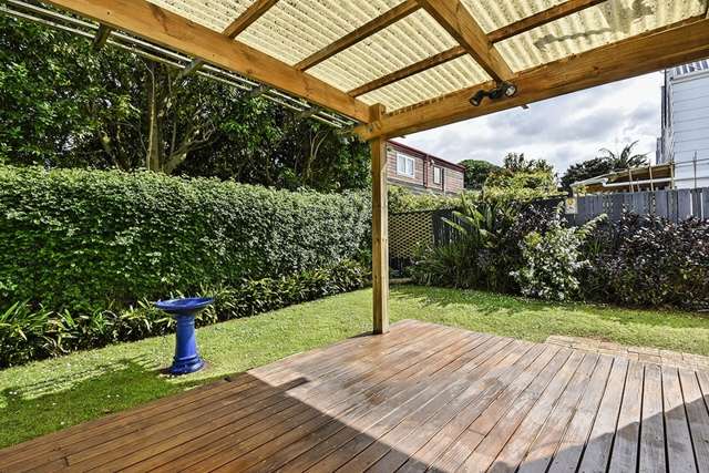 2/7 Harlston Road Mount Albert_1