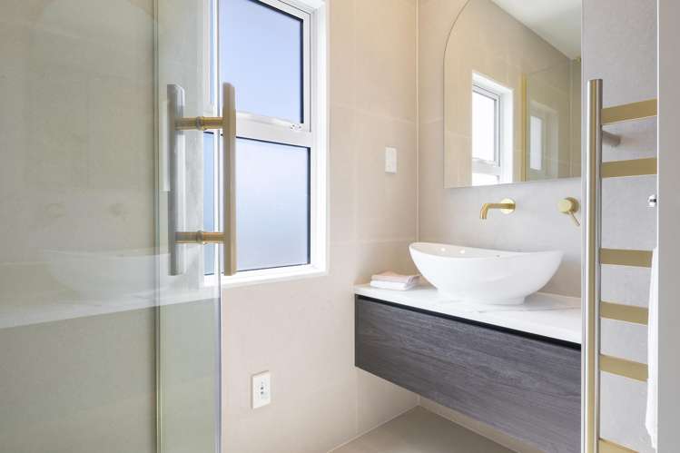 15 Benders Avenue Hillcrest_17