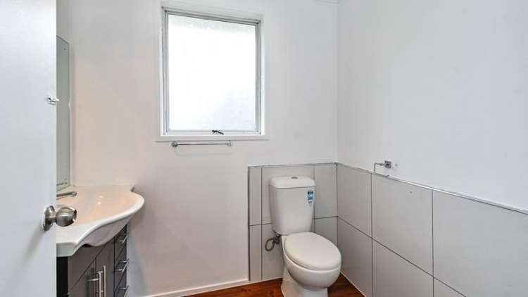 16a Mclean Avenue 10695_5