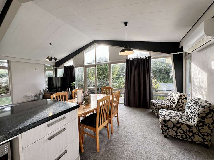 15 Rakiura Parade Otatara_6