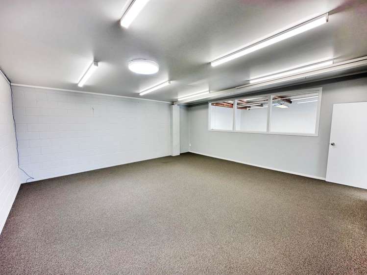 Unit 2/28 Moselle Avenue Henderson_6