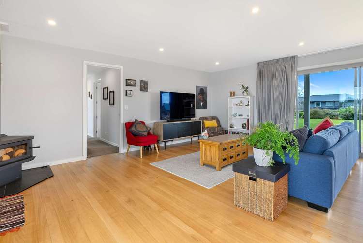 2 Pukeko Way Amberley_23