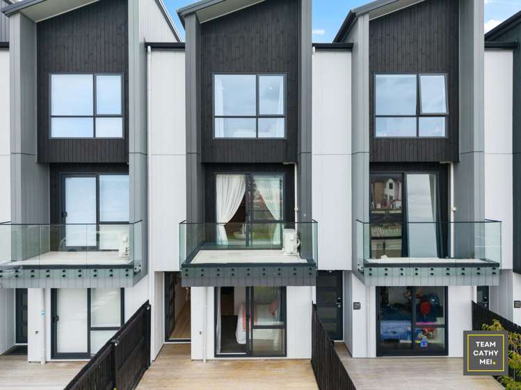 6 Papa Takaro Lane Flat Bush_25