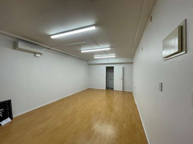 Shop 4/5-15 Victoria Road Devonport_4