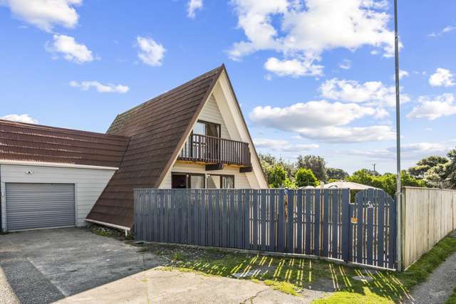 5A William Street Waikanae Beach_1