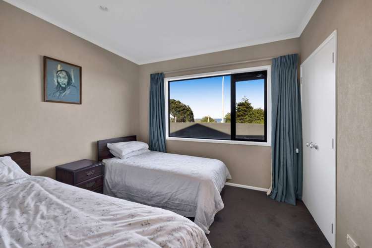 2 Heaphy Road Opunake_9