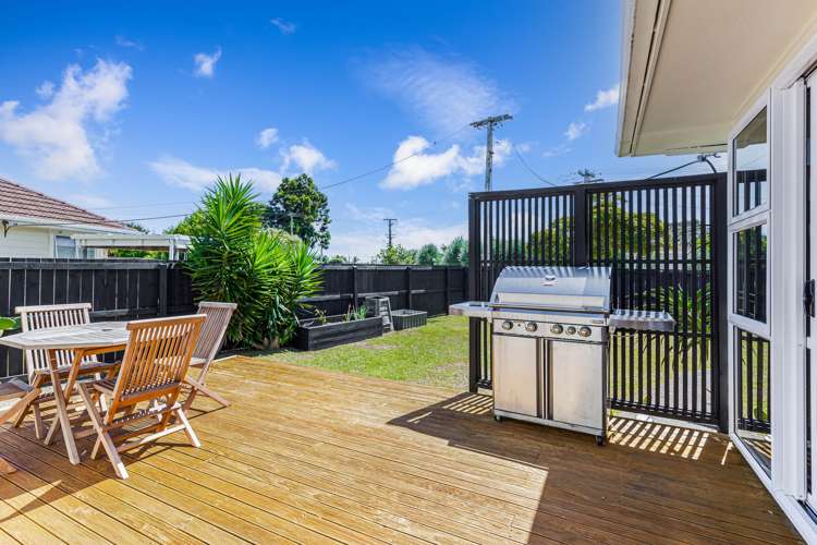 29 Ward Crescent Te Atatu Peninsula_14