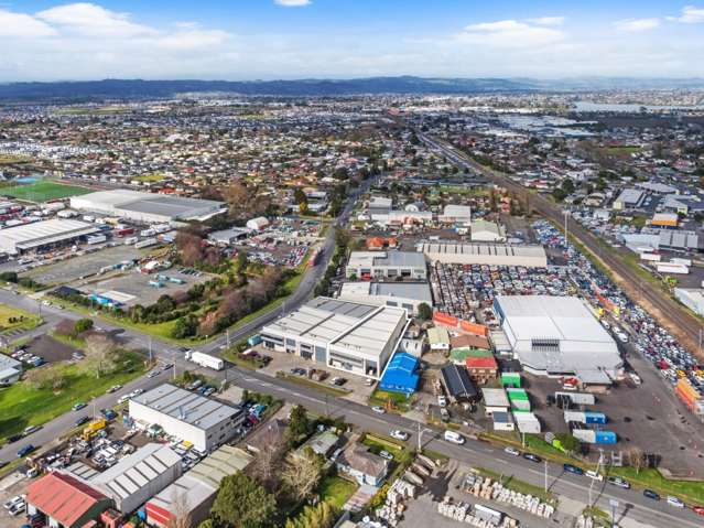 Unit 1, 33 Spartan Road Takanini_2