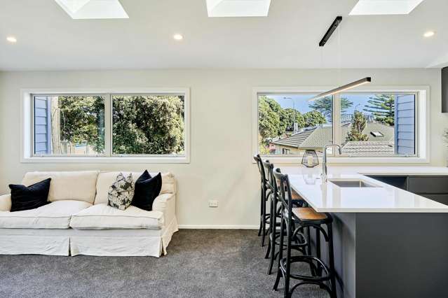 1-7, 7 Grays Road Plimmerton_2