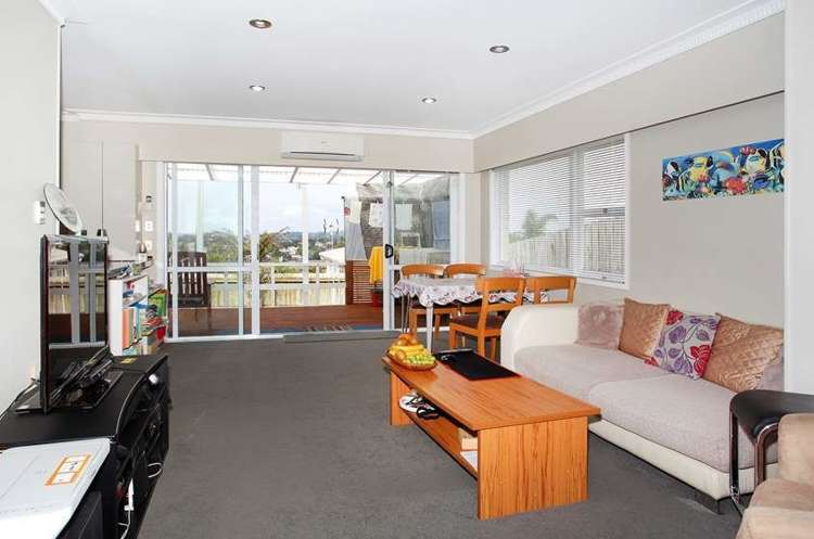 73 Target Road Totara Vale_6