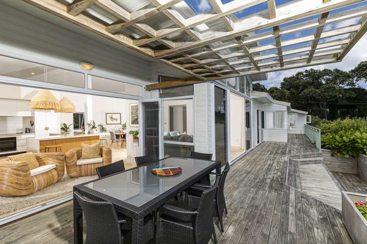 77 Waitea Road Muriwai_13