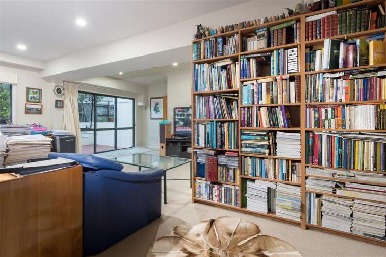 14 Hamana Street Narrow Neck_17