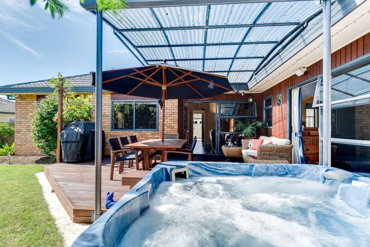 16 Forbury Way Taradale_0