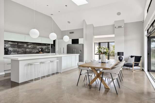 155 Amelia Place Leamington_4