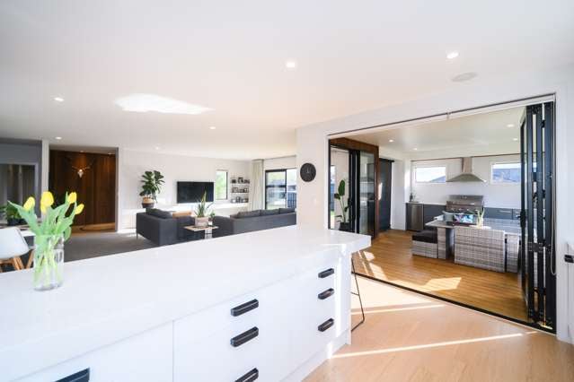 7 Mahi Grove Feilding_1