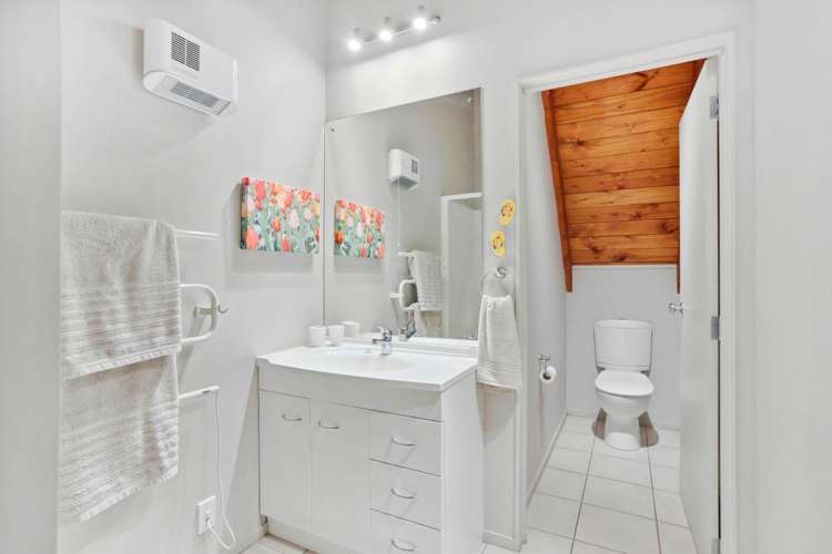 15a Taioma Crescent Te Atatu Peninsula_24