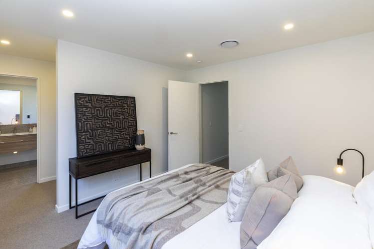 2 Perehia Mews Marshland_17