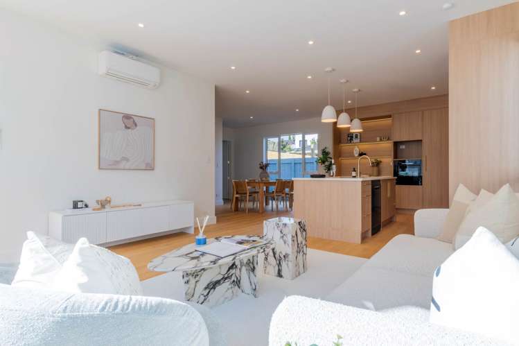 14B William Souter Street_5