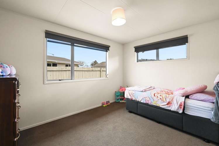 3 Brookbank Place Glenview_13