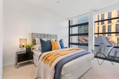 410/141 Pakenham Street West_4
