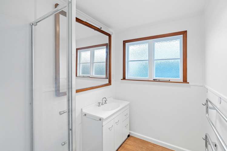 144 Gilberthorpes Road Hei Hei_12