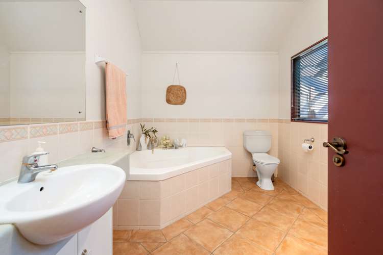 253 Attwood Road Ruatangata_8