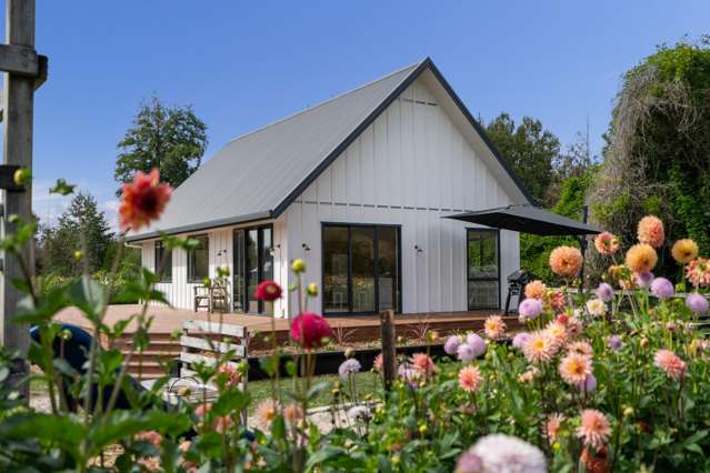 Private Cottage, Pure Charm