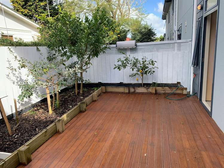 4/8 Soljak Place Mount Albert_7